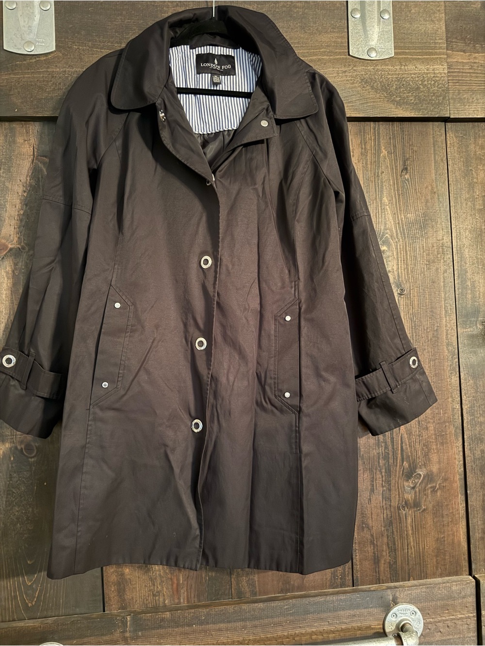 Women’s London Fog Black Lightweight Trench Coat size XL Excellent